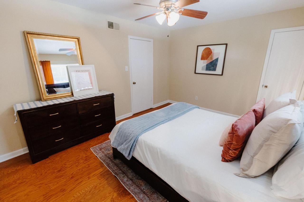 Centrally Located 3Br Overton Square Fast Wifi Free Parking Yes Pets Memphis Exterior foto